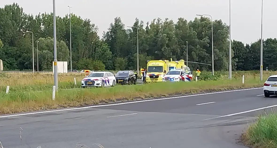 Traumateam ingezet voor medische incident op afrit - Foto 1