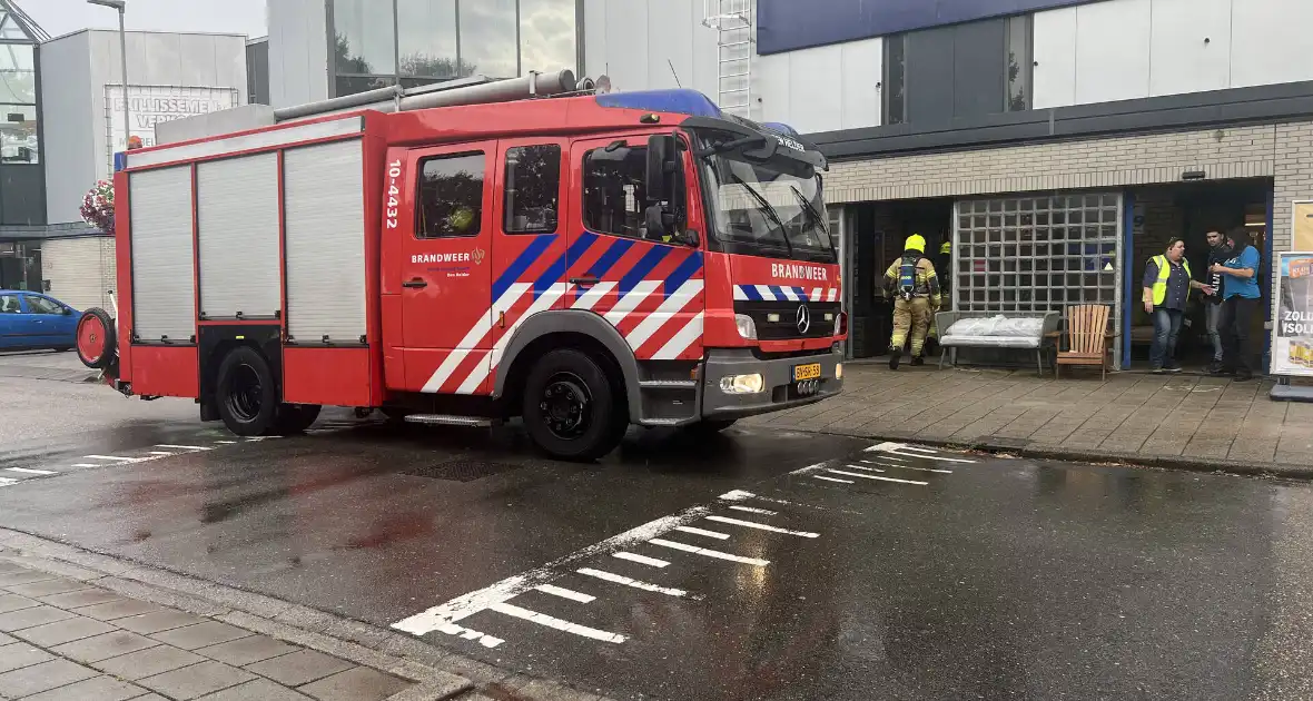 Brand in afzuiginstallatie bouwmarkt