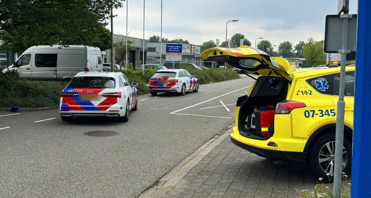 Motorrijder gewond na ongeval met personenauto - Foto 5