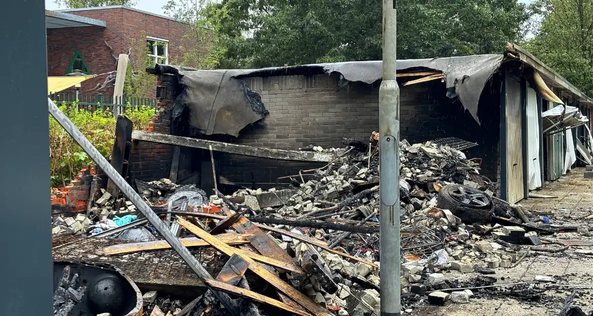 Grote ravage nadat meerdere garageboxen in band stonden - Foto 4