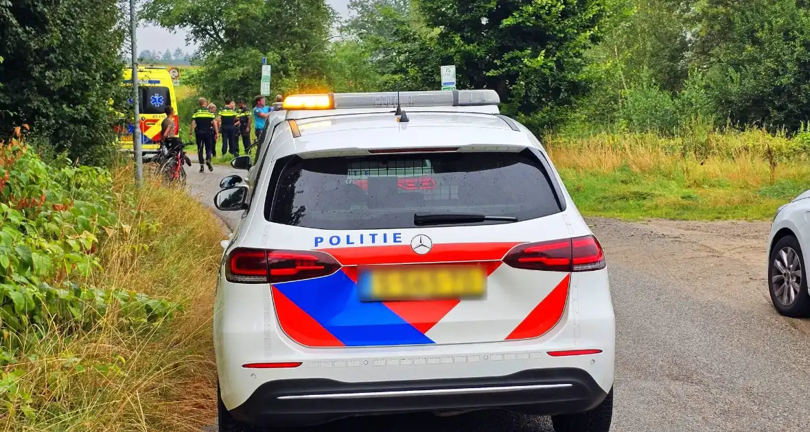 Fietser en scooterrijder met elkaar in botsing op fietspad - Foto 3