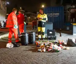 Ondergrondse container levert vreemde geuren en verdachte flessen op