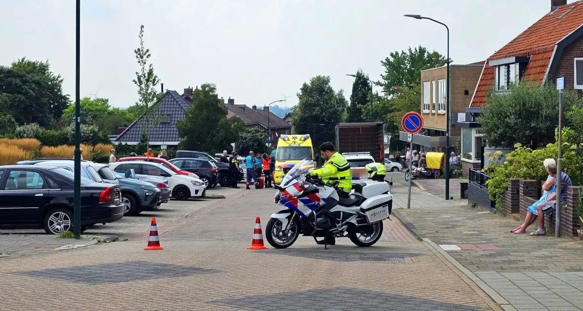 Traumahelikopter geland voor incident op straat