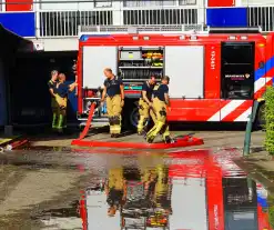 Flat zonder water door gescheurde waterleiding