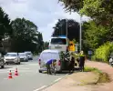 Flinke schade na aanrijding tussen bestelbus en bestelauto