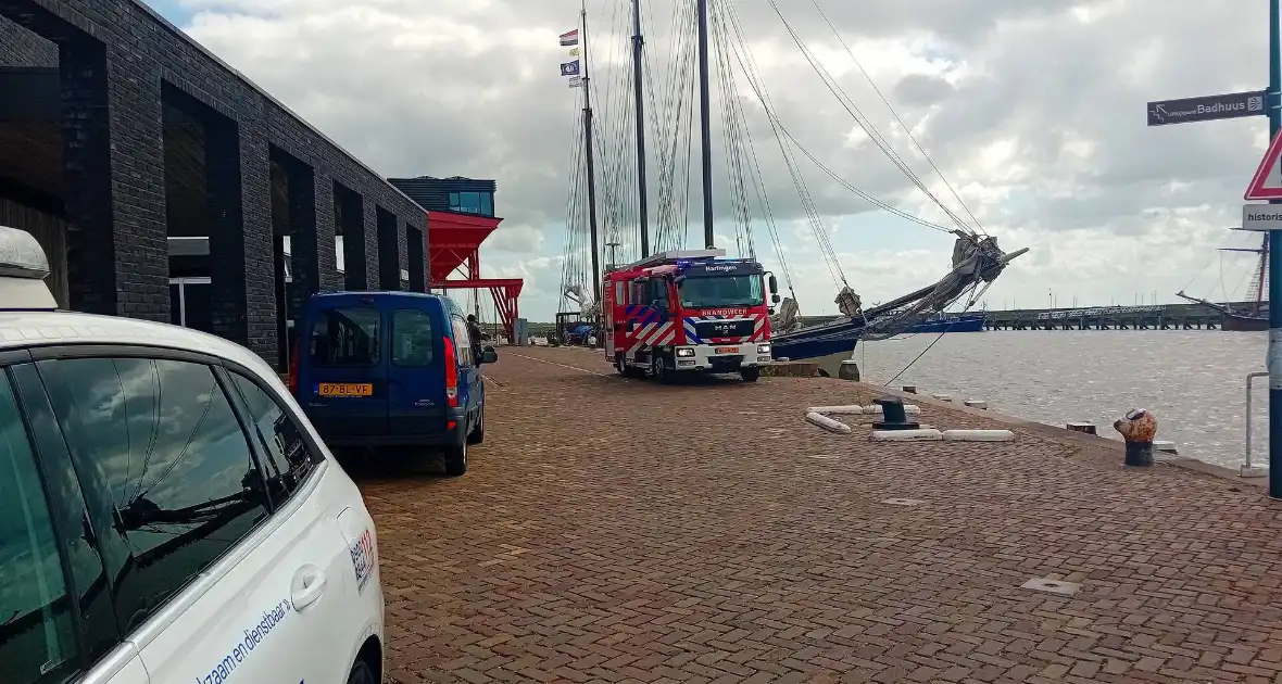 Brand in machinekamer bij boot - Foto 2