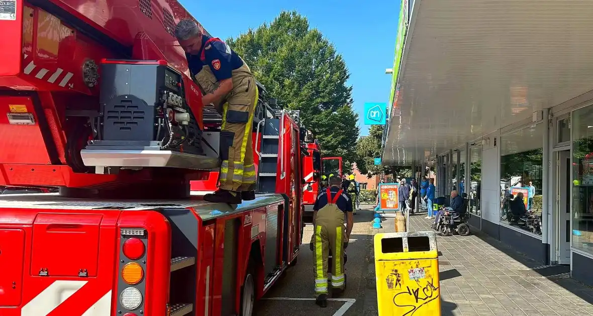 Supermarkt ontruimd na koolmonoxidealarm - Foto 3
