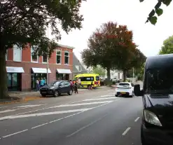 Schade na kop-staartbotsing tussen auto en bestelbus