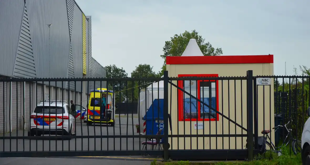Hulpdiensten ingezet voor geweldsincident bij AZC - Foto 2