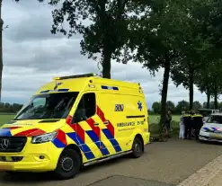 Wielrenner aangereden automobilist rijdt door