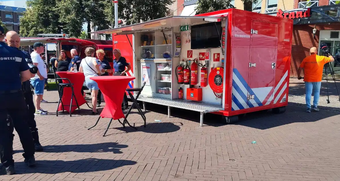 Grote opkomst hulpdiensten op Zwaailichtendag - Foto 16
