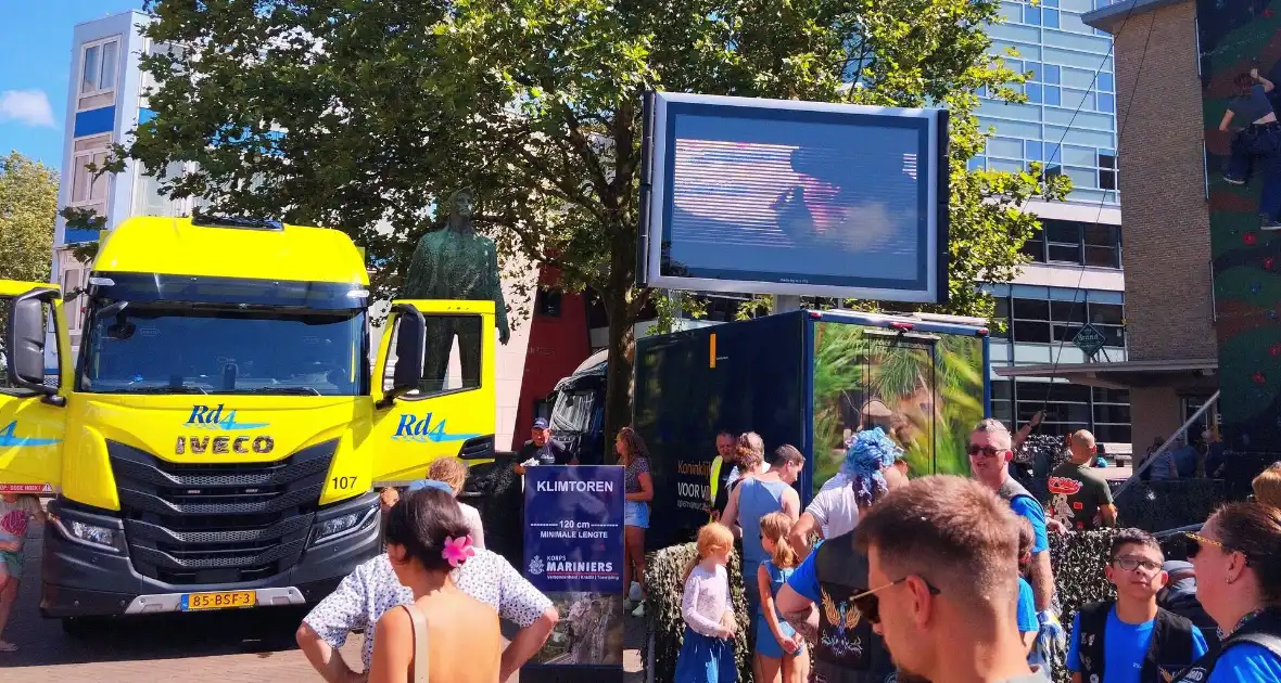 Grote opkomst hulpdiensten op Zwaailichtendag - Foto 24