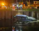 Vrouw belandt zwaar in onder invloed met auto in water