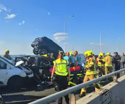 Zeer ernstig ongeval op snelweg Haringvlietbrug