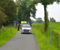 Vrouw op scootmobiel uit water gered na ongeval