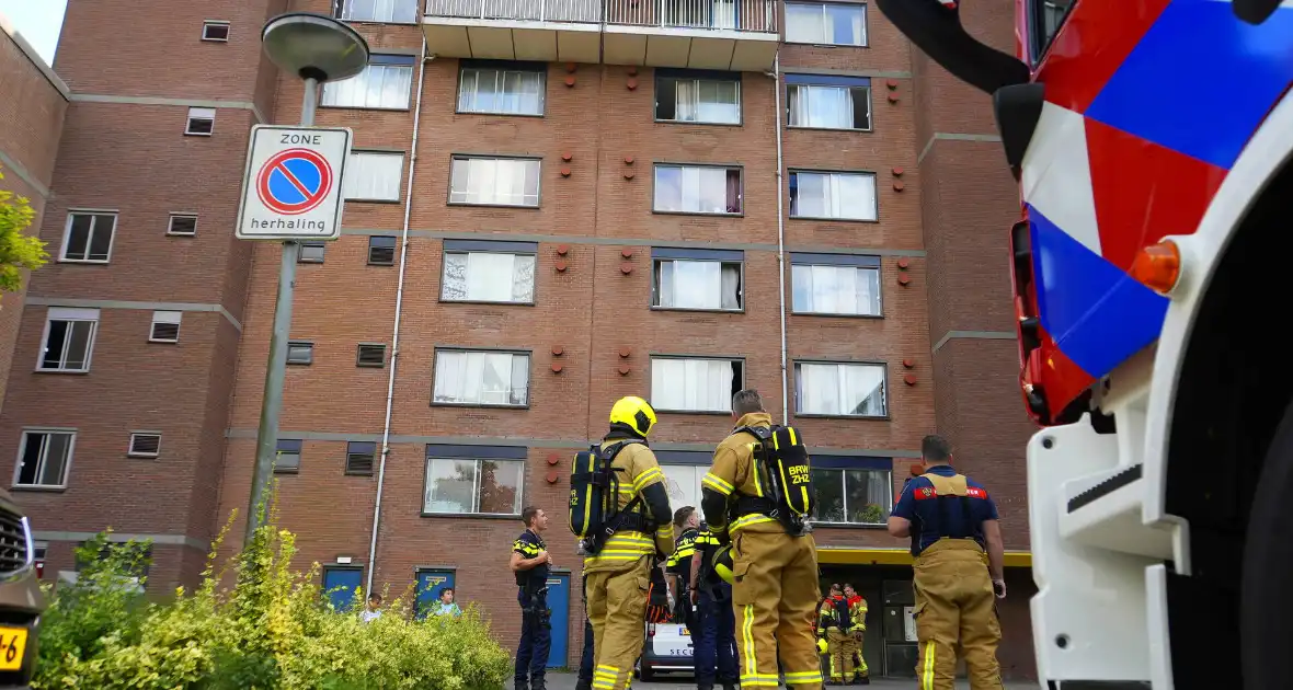 Rookontwikkeling op vijfde verdieping door keukenbrand