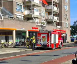 Brandweer ventileert woning na afgaan rookmelder