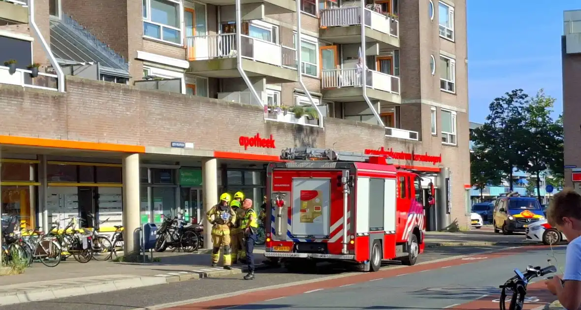 Brandweer ventileert woning na afgaan rookmelder - Foto 1