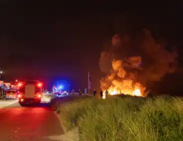 Strandtent Hippie Fish volledig in brand