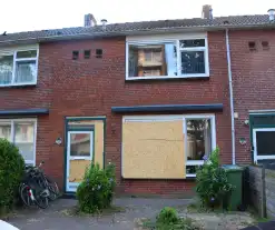 Arrestatieteam bestormt woning