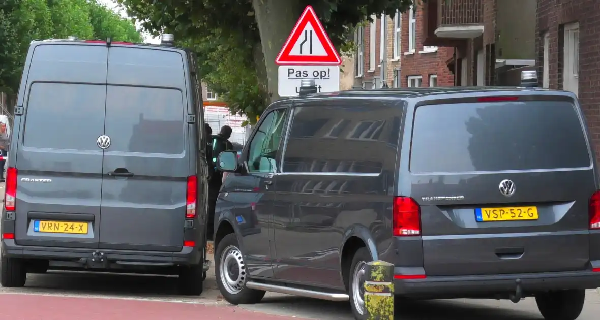 Urenlang onderzoek naar schietpartij - Foto 6