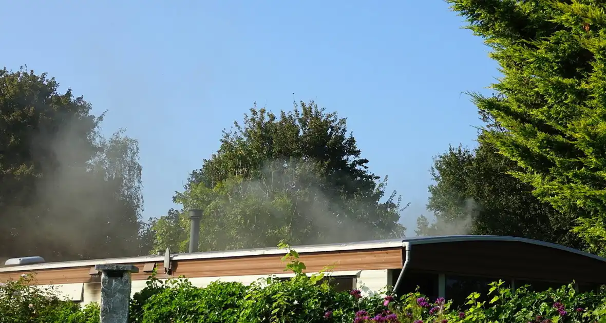 Stacaravan in brand op vakantiepark - Foto 4