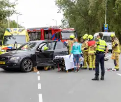 Brandweer bevrijdt beknelde automobilist