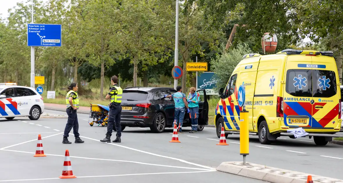Brandweer bevrijdt beknelde automobilist - Foto 4