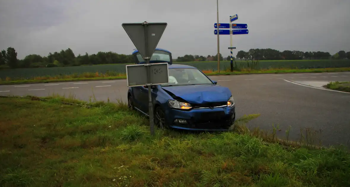 Kop-staartbotsing zonder gewonden in de ochtendspits - Foto 8