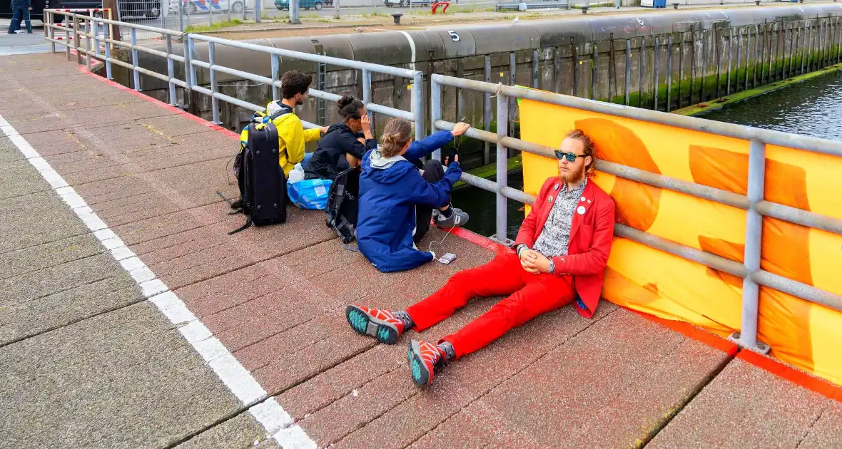 Extinction Rebellion blokkeert zeesluizen IJmuiden opnieuw - Foto 10