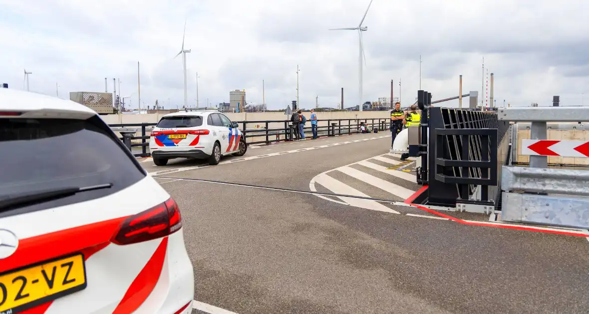 Extinction Rebellion blokkeert zeesluizen IJmuiden opnieuw - Foto 14