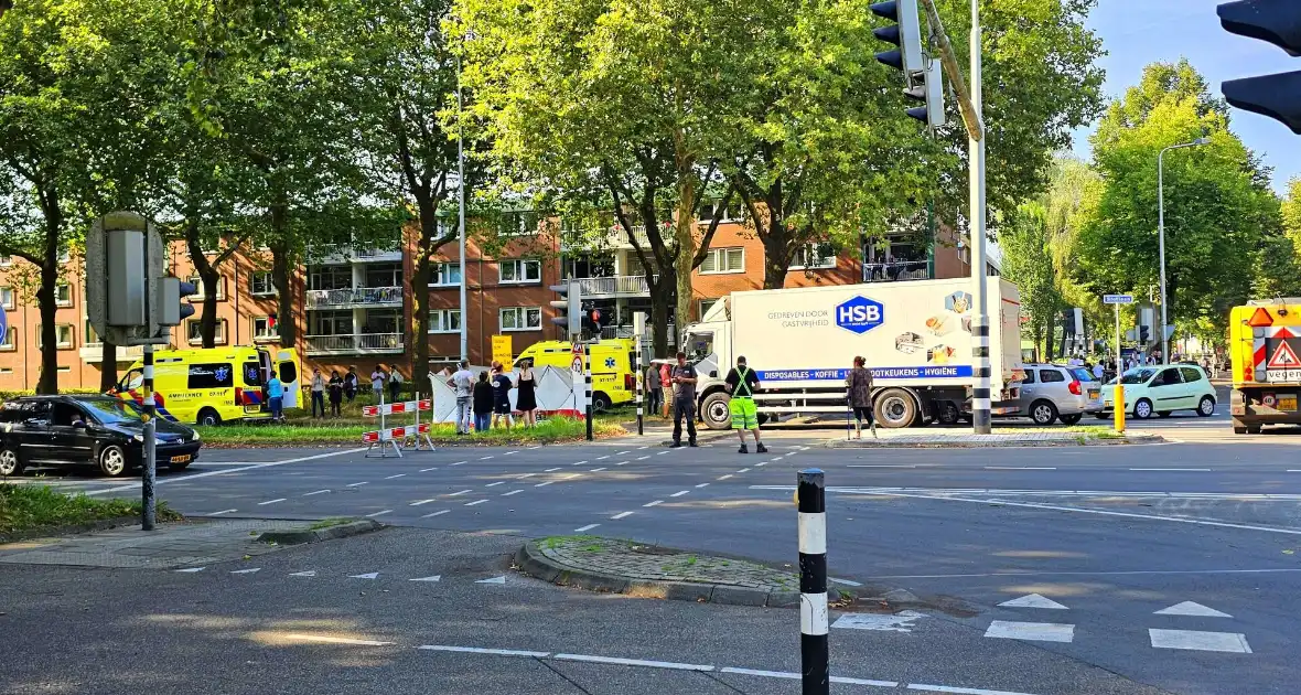 Ernstig ongeval tussen fietser en vrachtwagen