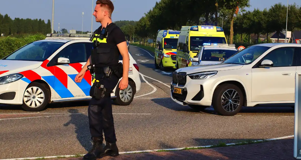 Meerdere personen nagekeken bij aanrijding op rotonde - Foto 2