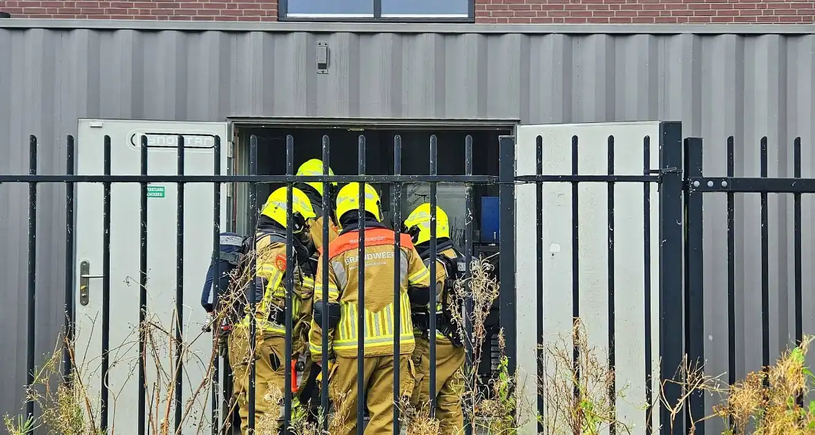 Brand in bijgebouw van industriepand - Foto 3