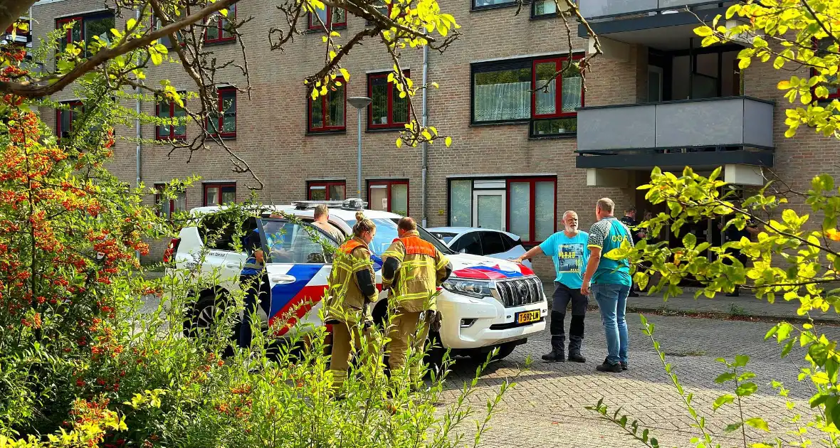 Meerdere woningen ontruimd na aantreffen zwaar vuurwerk - Foto 6