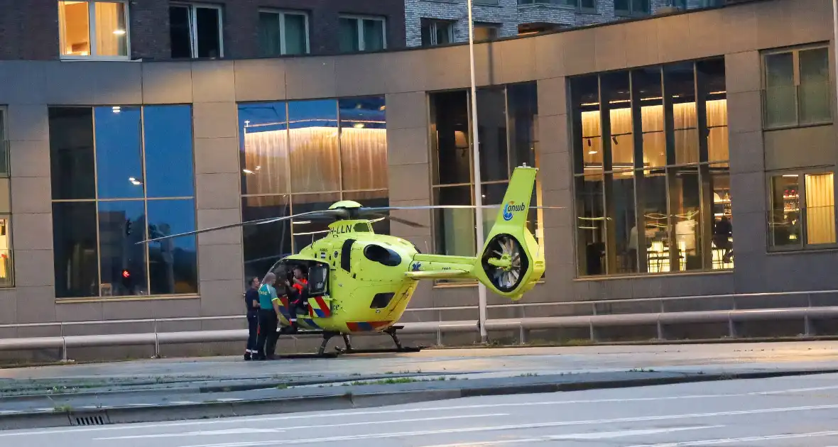 Persoon gewond bij steekpartij op metrostation - Foto 2