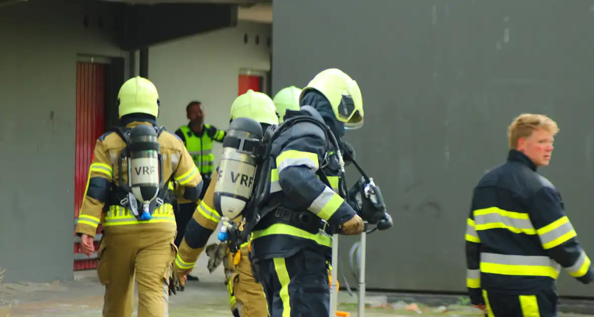 Brandweer controleert woning na melding van gaslucht - Foto 1