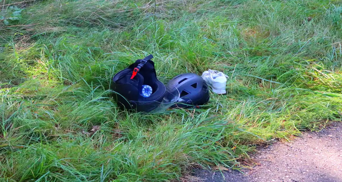 Opzittenden snorfiets ten val bij eenzijdig ongeval - Foto 2