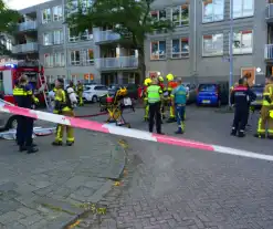 Uitslaande brand na explosie in woongebouw voor begeleid wonen