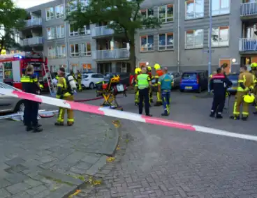 Uitslaande brand na explosie in woongebouw voor begeleid wonen