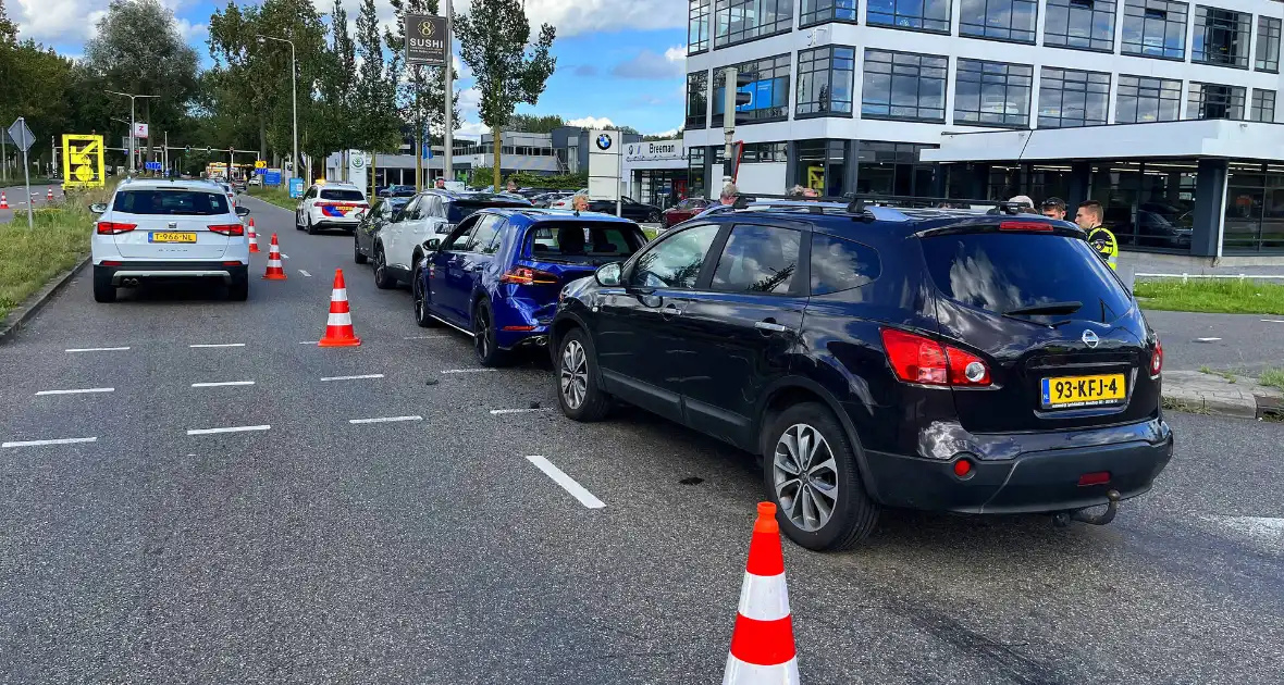 Vier voertuigen betrokken bij ketting botsing