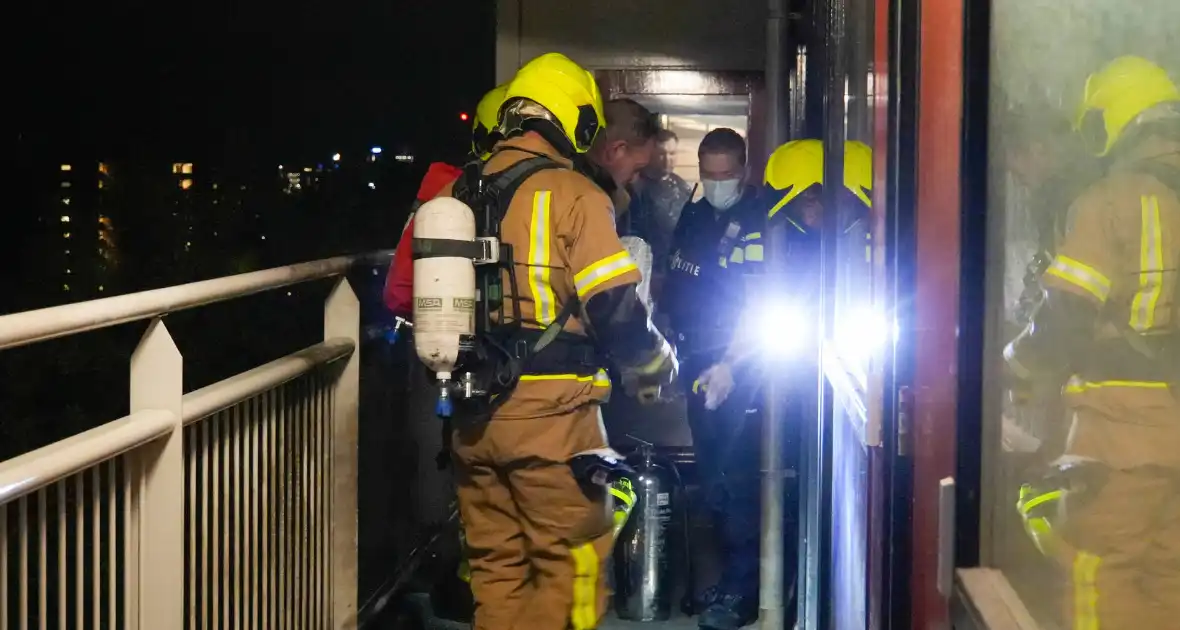 Explosie op de elfde verdieping in weide omgeving te horen - Foto 5