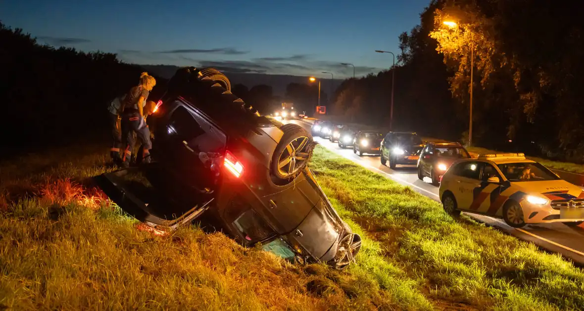 Dronken bestuurder crasht op afrit - Foto 4