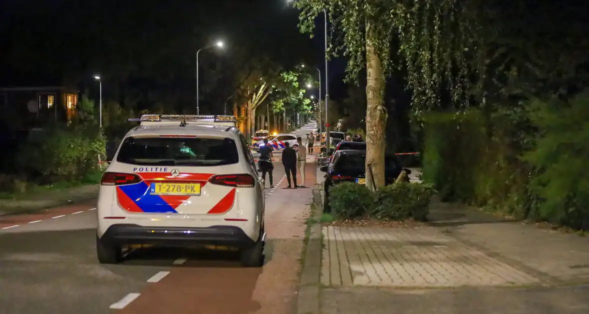 Straat afgesloten na beschieting woning - Foto 2