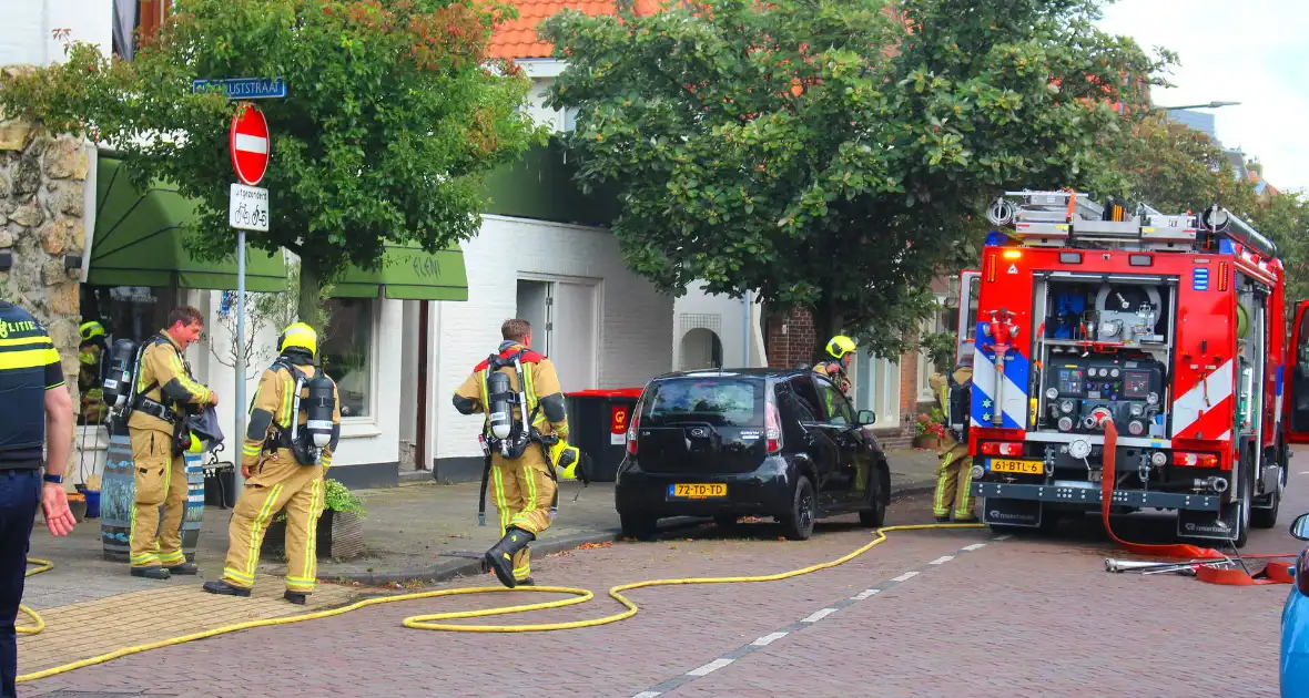 Brand in Grieks restaurant snel onder controle - Foto 5