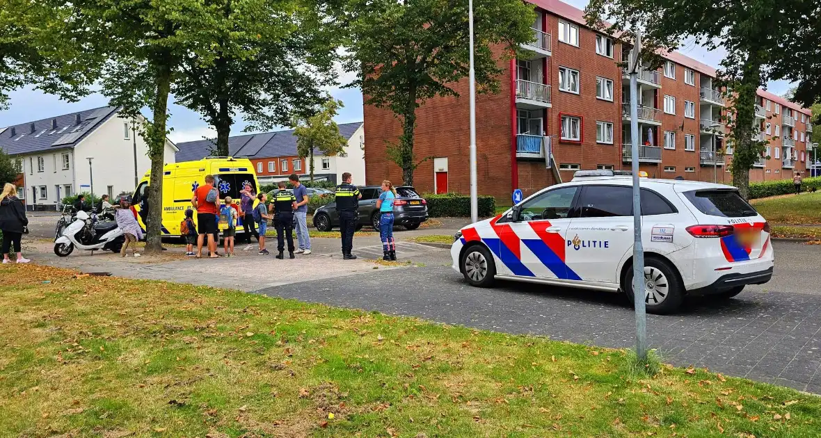 Scooter onderuit door losliggende tegels - Foto 3