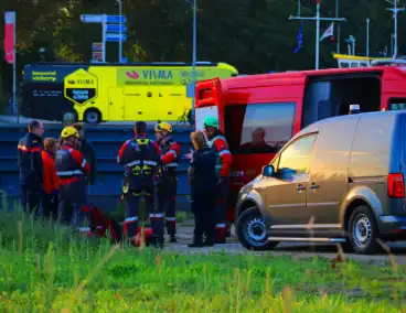 Hulpdiensten Ingezet voor Incident op binnenvaartschip