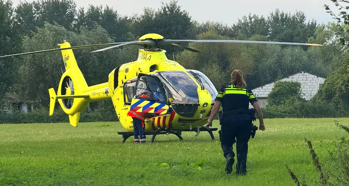 Fietser ernstig gewond, traumahelikopter ingezet - Foto 3