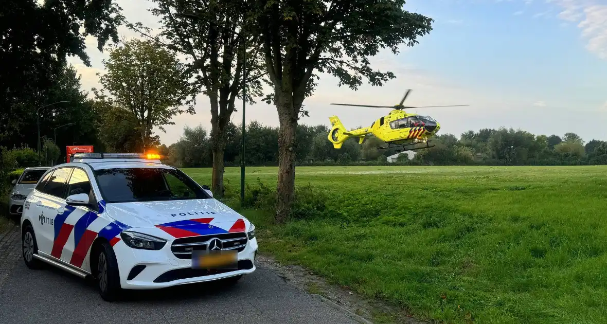 Fietser ernstig gewond, traumahelikopter ingezet - Foto 7