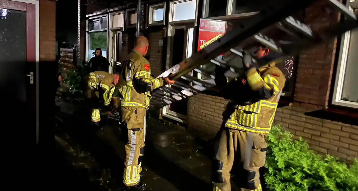 Slaapkamer vol met regenwater - Foto 3